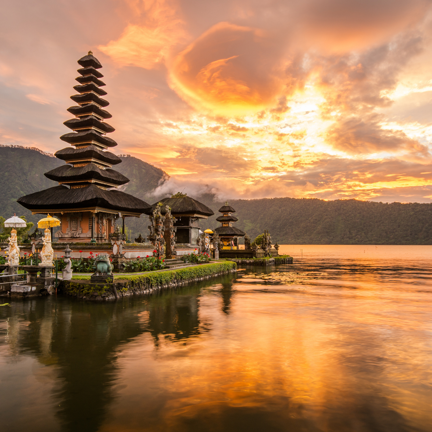 Bali e dintorni: Dai templi sacri ai tramonti sul mare